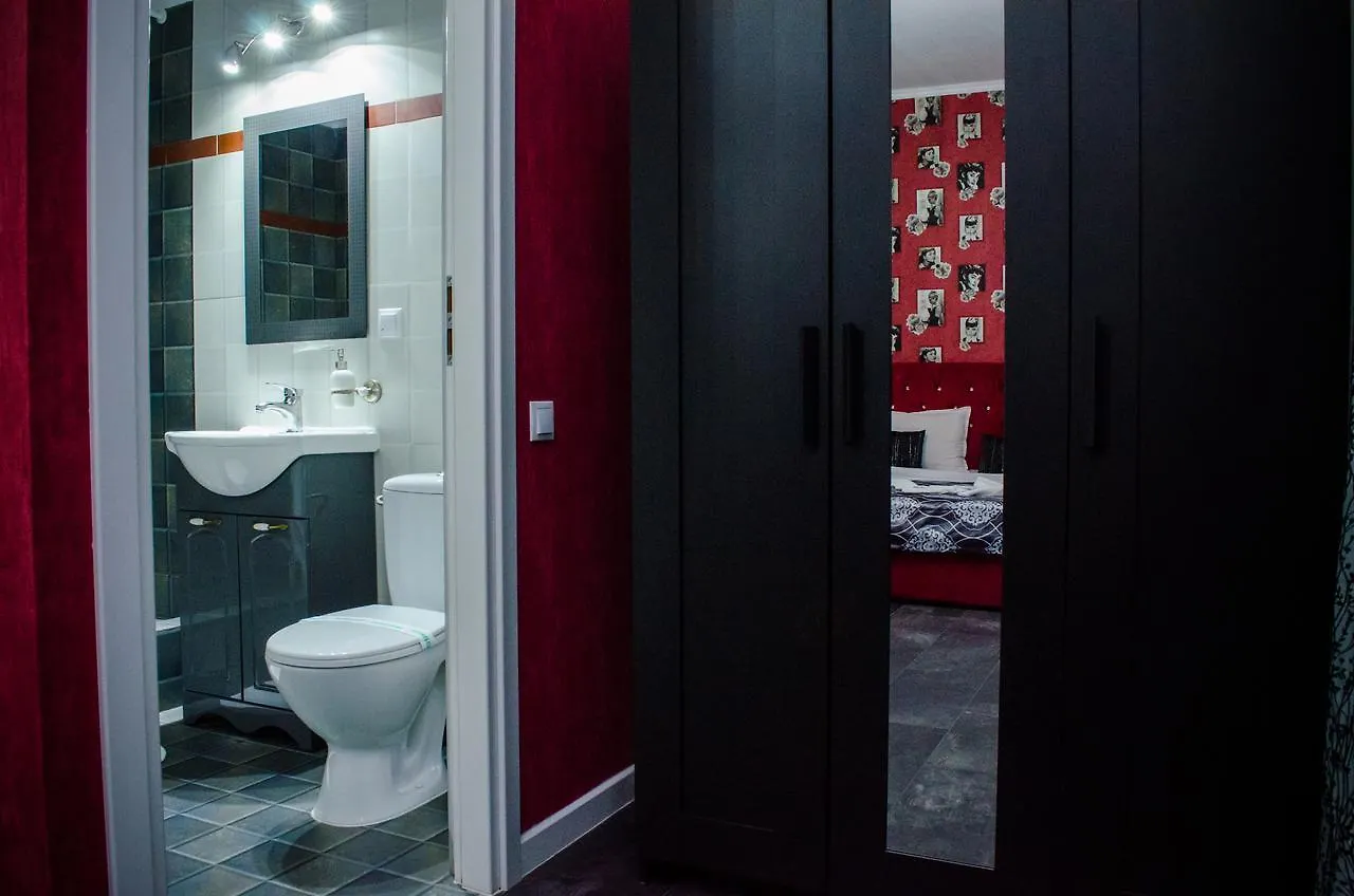 City Lux Villa Bucarest 3*,
