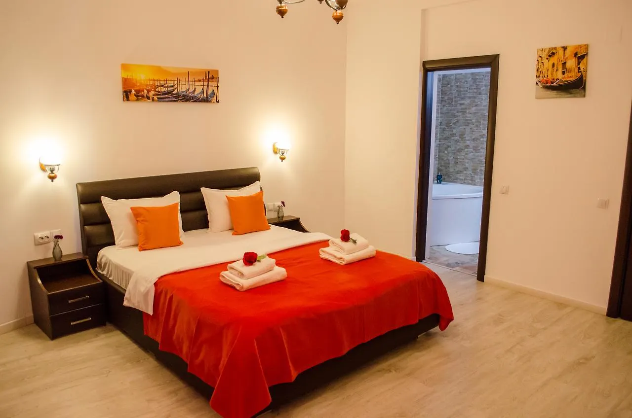 City Lux Villa Bukarest Pensionat